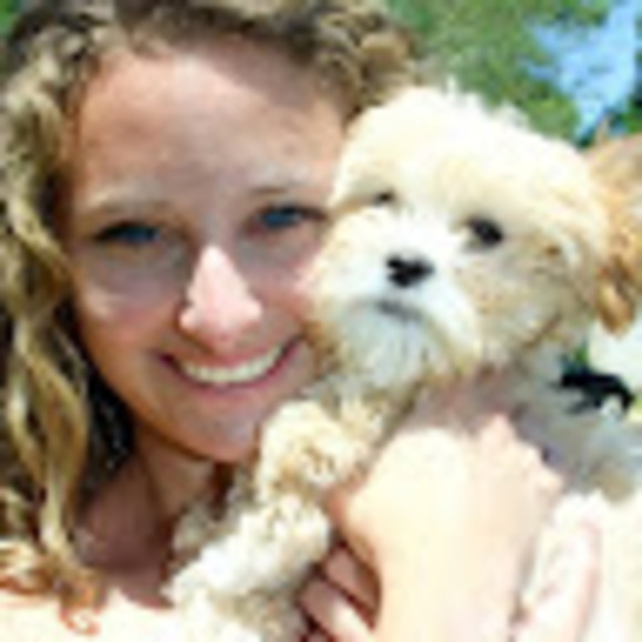 Meet your Posher, Rachel - Picture 1 of 1